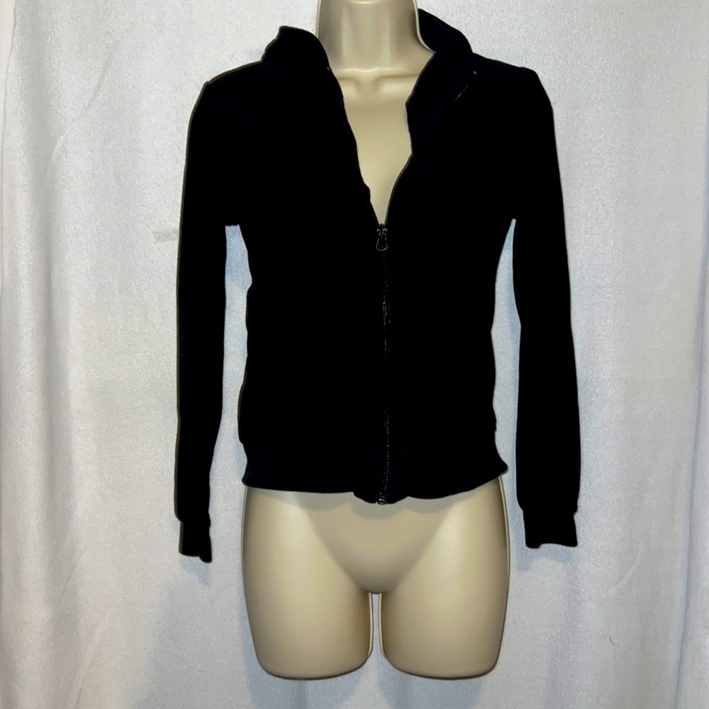 #268✅ Black velvet jacket